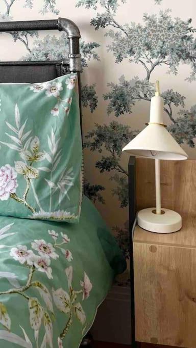 Spacious Semi-Detached Southsea House, Free Parking On Drive Portsmouth Ngoại thất bức ảnh
